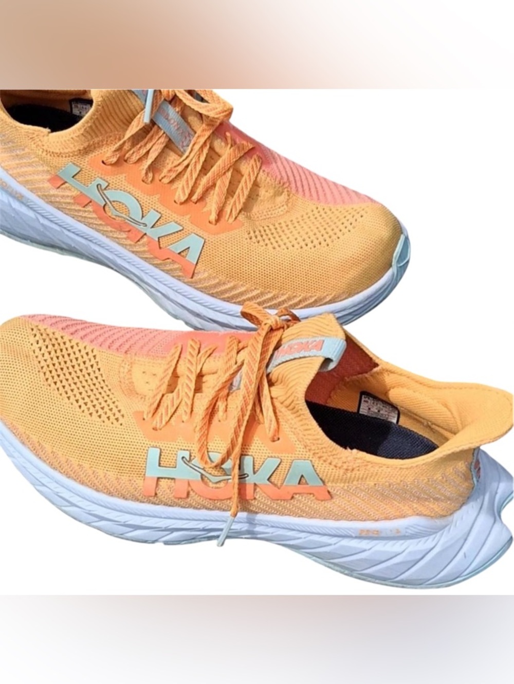 Hoka Carbon X3 Running Shoes Women’s Size 8 Carbon Plate Excellent Condition - Picture 2 of 5
